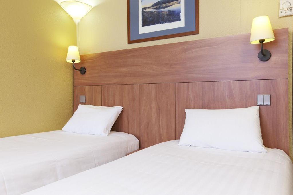 Kyriad Angers Sud Ponts-De-Ce Les Ponts-de-Cé Room photo
